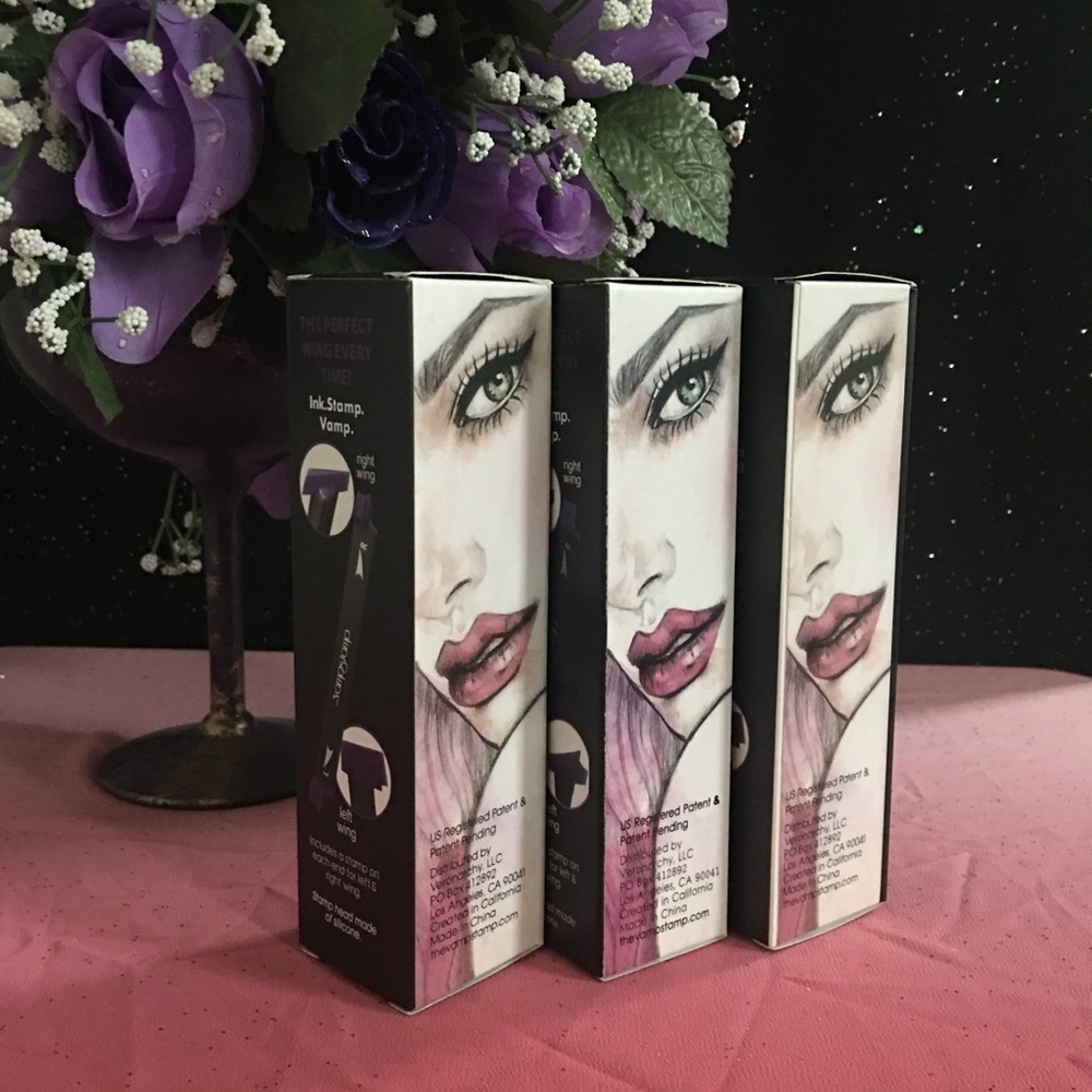 Vamp Stamp Liquid Eyeliner Medium Size